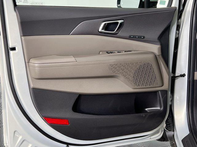 new 2025 Kia Carnival car, priced at $45,441
