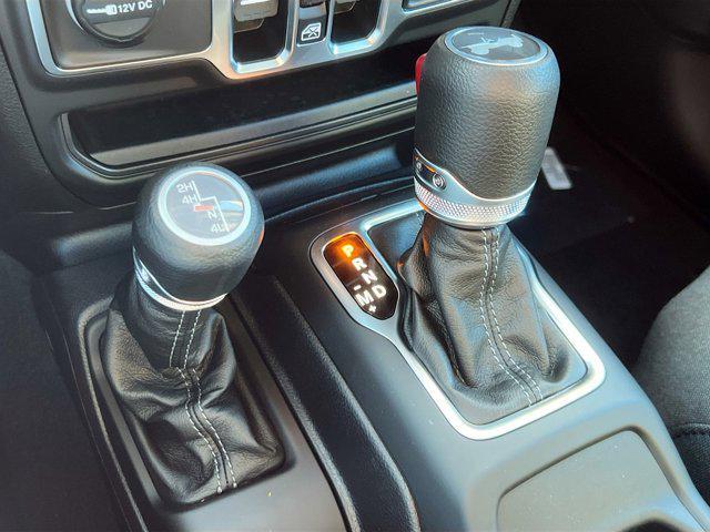 new 2025 Jeep Wrangler car, priced at $43,769