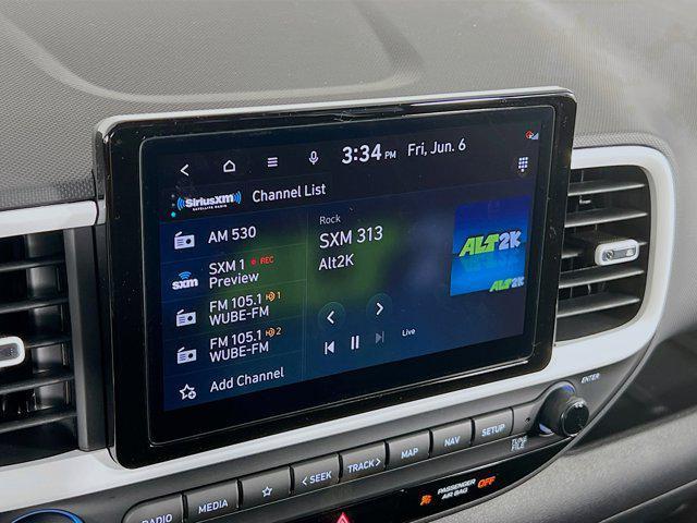 new 2025 Hyundai Venue car, priced at $25,640