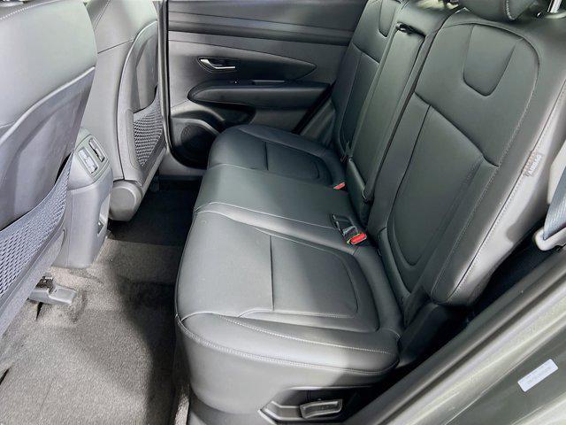 new 2025 Hyundai TUCSON Hybrid car, priced at $37,599