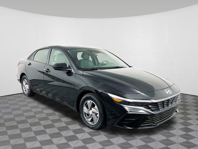 new 2025 Hyundai Elantra car, priced at $23,546