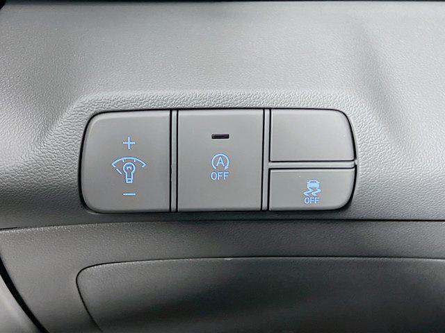 new 2025 Hyundai Elantra car, priced at $23,546
