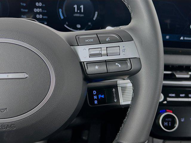 new 2025 Hyundai TUCSON Hybrid car, priced at $37,639
