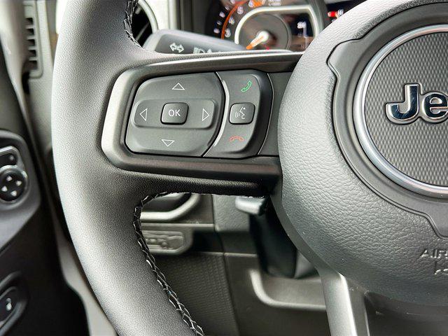 new 2025 Jeep Wrangler car, priced at $41,911