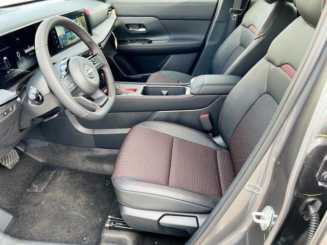 new 2025 Nissan Kicks car, priced at $27,426