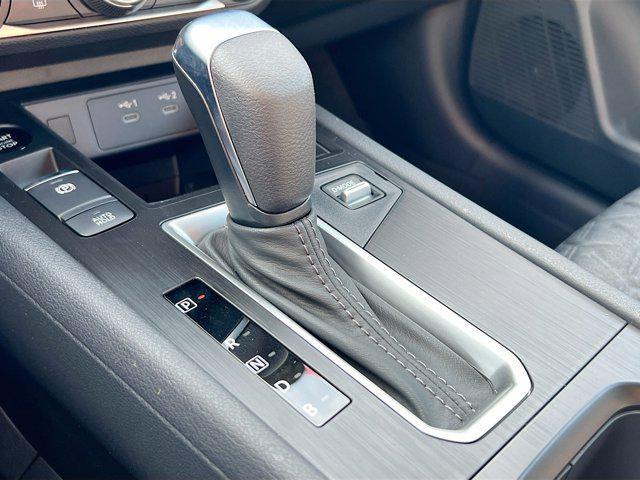 new 2025 Nissan Kicks car, priced at $23,304