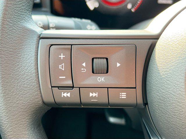 new 2025 Nissan Kicks car, priced at $23,304