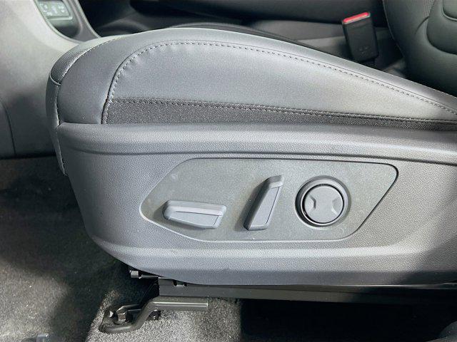 new 2025 Hyundai TUCSON Hybrid car, priced at $37,541