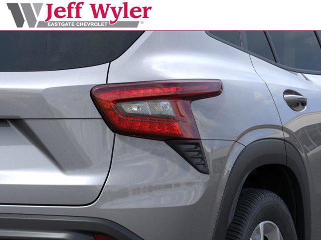 new 2025 Chevrolet Trax car, priced at $23,335