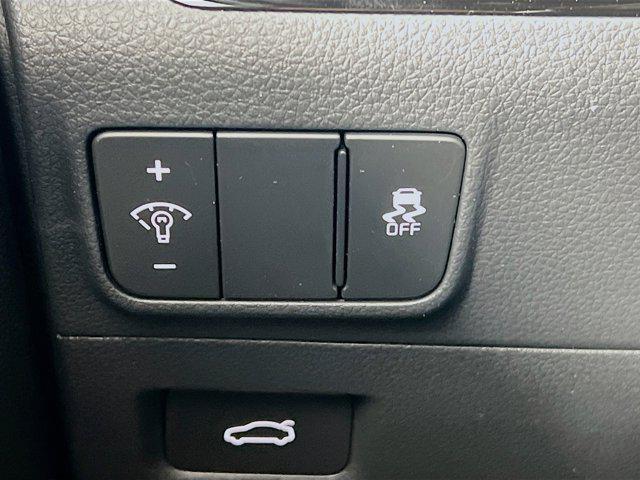 new 2025 Kia K5 car, priced at $38,553