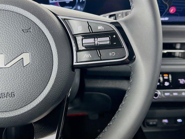 new 2025 Kia Seltos car, priced at $28,384