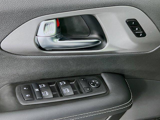 new 2026 Chrysler Pacifica car, priced at $42,302