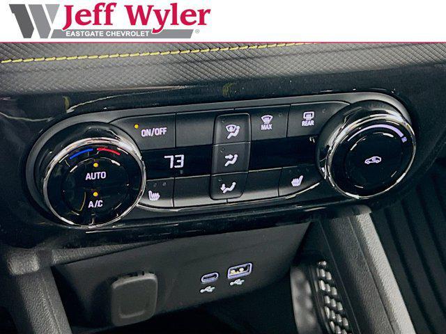 new 2025 Chevrolet TrailBlazer car, priced at $33,975