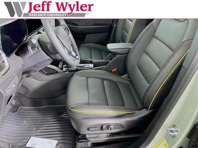 new 2025 Chevrolet TrailBlazer car, priced at $33,975