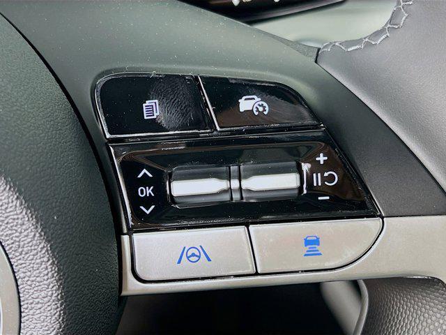 new 2025 Hyundai Elantra car, priced at $28,195
