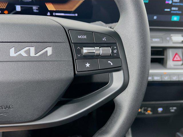 new 2025 Kia K4 car, priced at $22,957