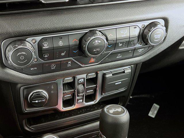 new 2026 Jeep Wrangler car, priced at $47,485