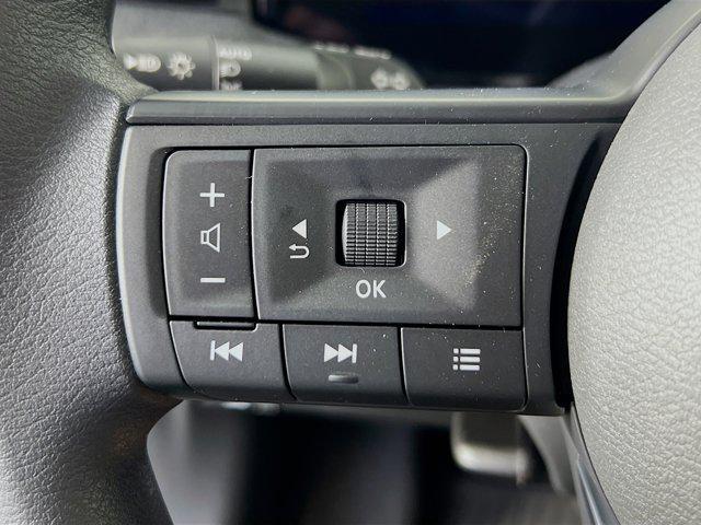 new 2025 Nissan Kicks car, priced at $25,517