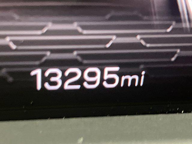 used 2024 GMC Acadia car, priced at $36,592