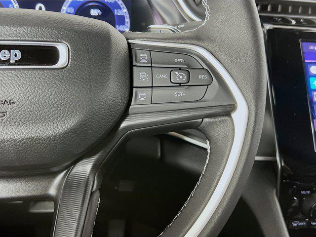 new 2025 Jeep Grand Cherokee car, priced at $41,208