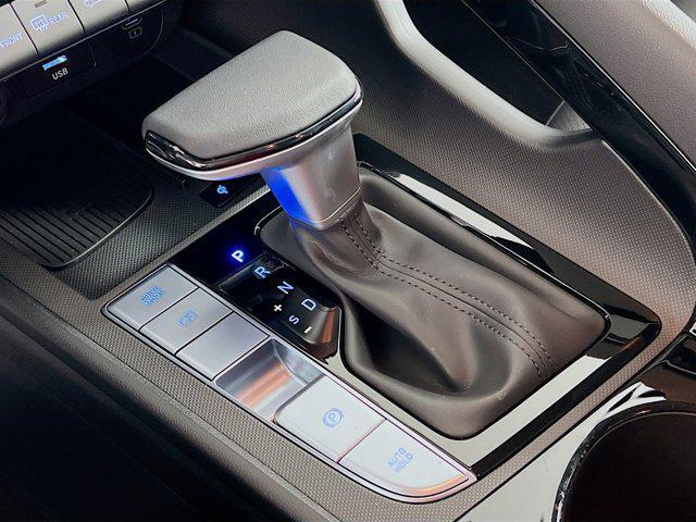 new 2025 Hyundai Elantra car, priced at $31,051