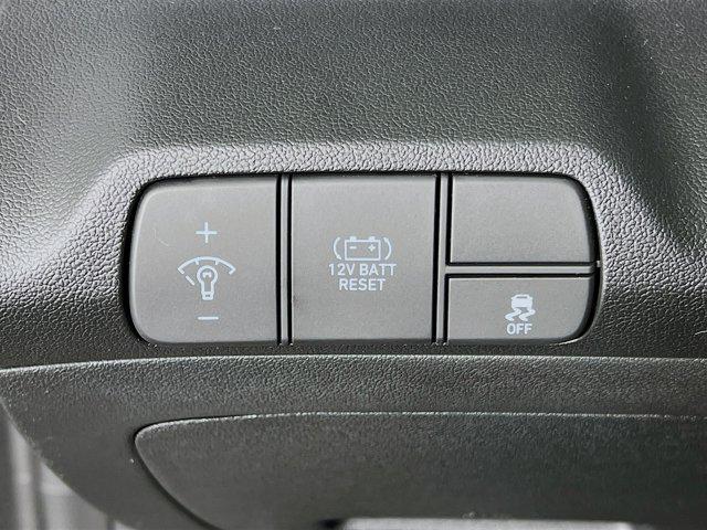 new 2025 Hyundai Elantra car, priced at $31,051