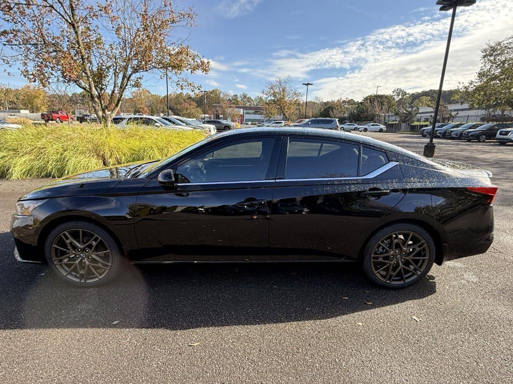 new 2025 Nissan Altima car, priced at $33,515