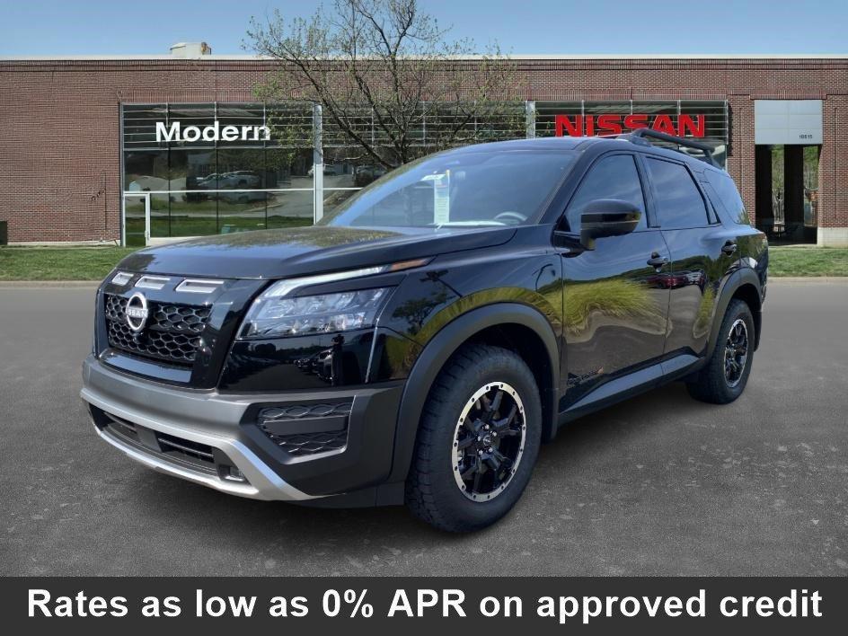 new 2025 Nissan Pathfinder car, priced at $42,987