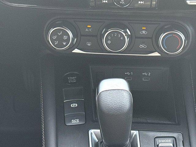 new 2025 Nissan Kicks car, priced at $25,355
