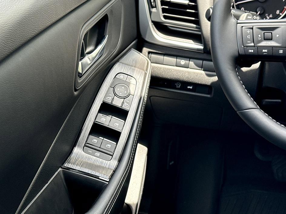 new 2025 Nissan Rogue car, priced at $28,735
