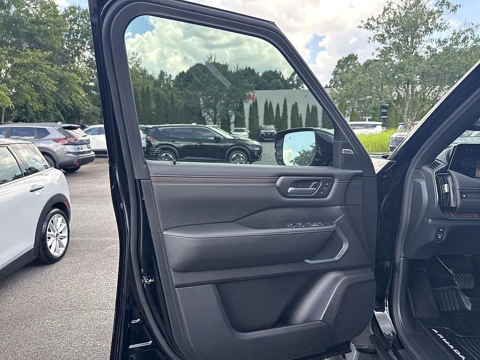 new 2025 Nissan Armada car, priced at $71,451