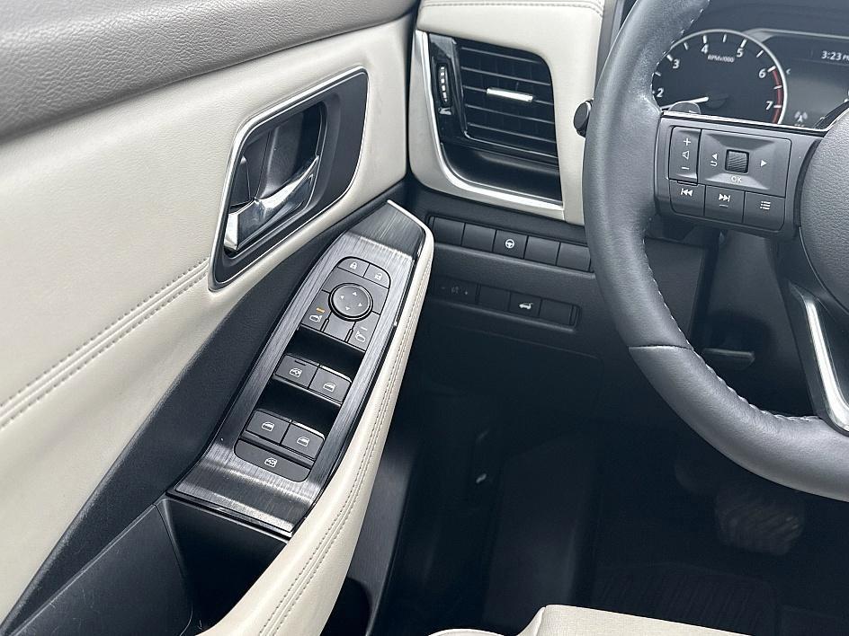 used 2021 Nissan Rogue car, priced at $21,872
