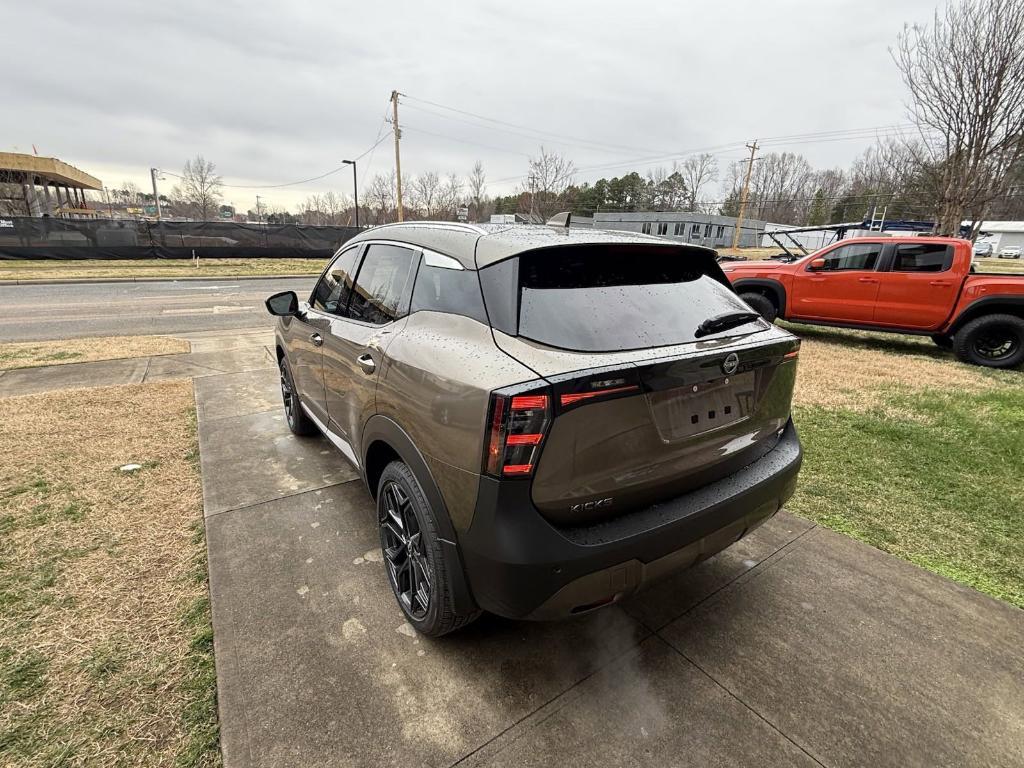 new 2025 Nissan Kicks car, priced at $29,975