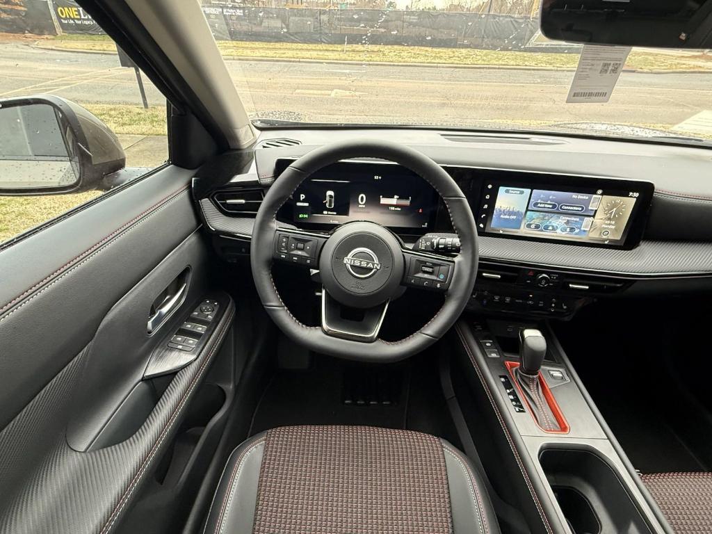 new 2025 Nissan Kicks car, priced at $29,975