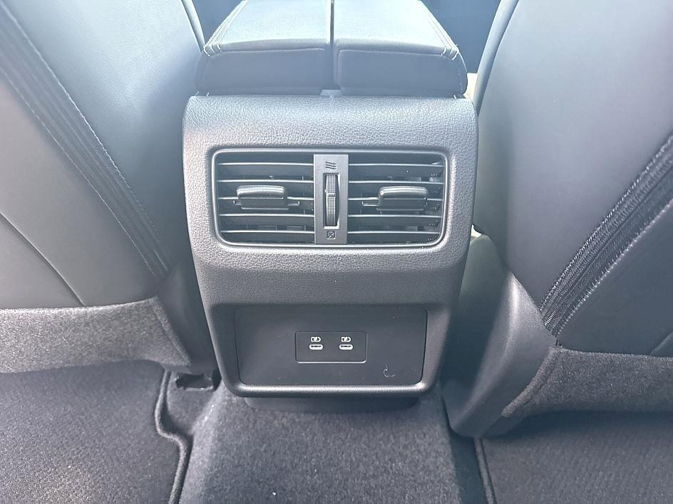 new 2025 Nissan Rogue car, priced at $32,256
