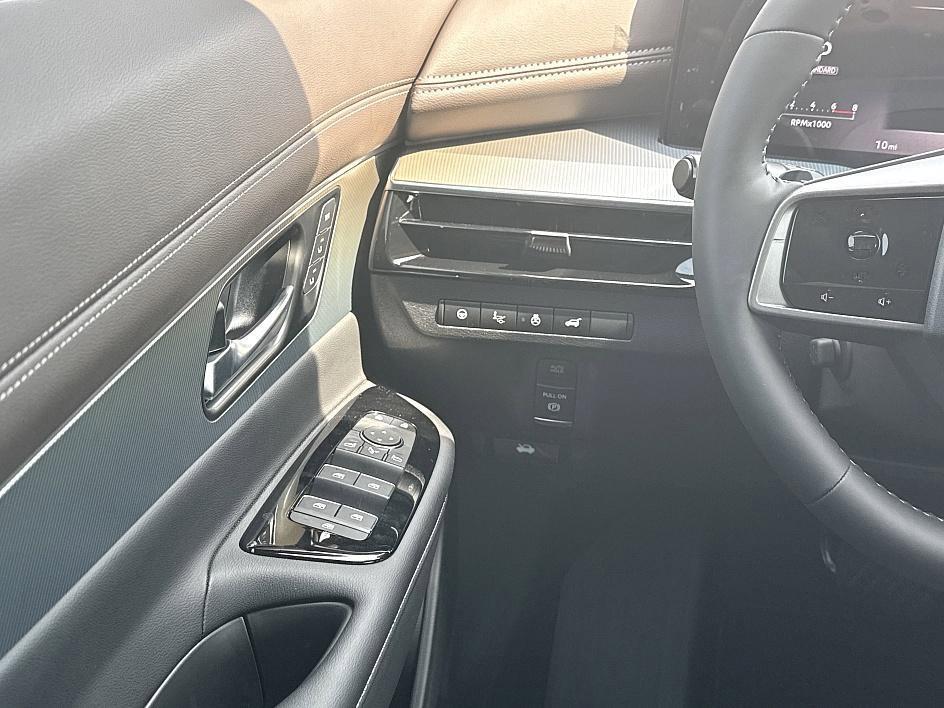 new 2025 Nissan Murano car, priced at $48,961