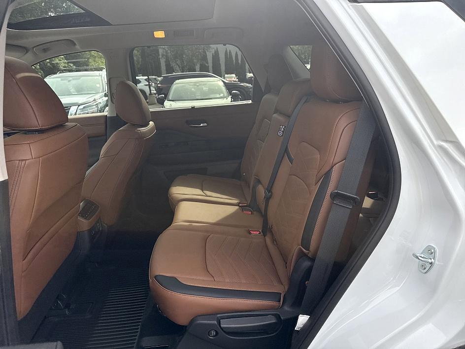 new 2025 Nissan Pathfinder car, priced at $48,209