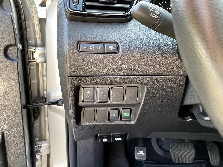 used 2021 Nissan Rogue Sport car, priced at $17,892