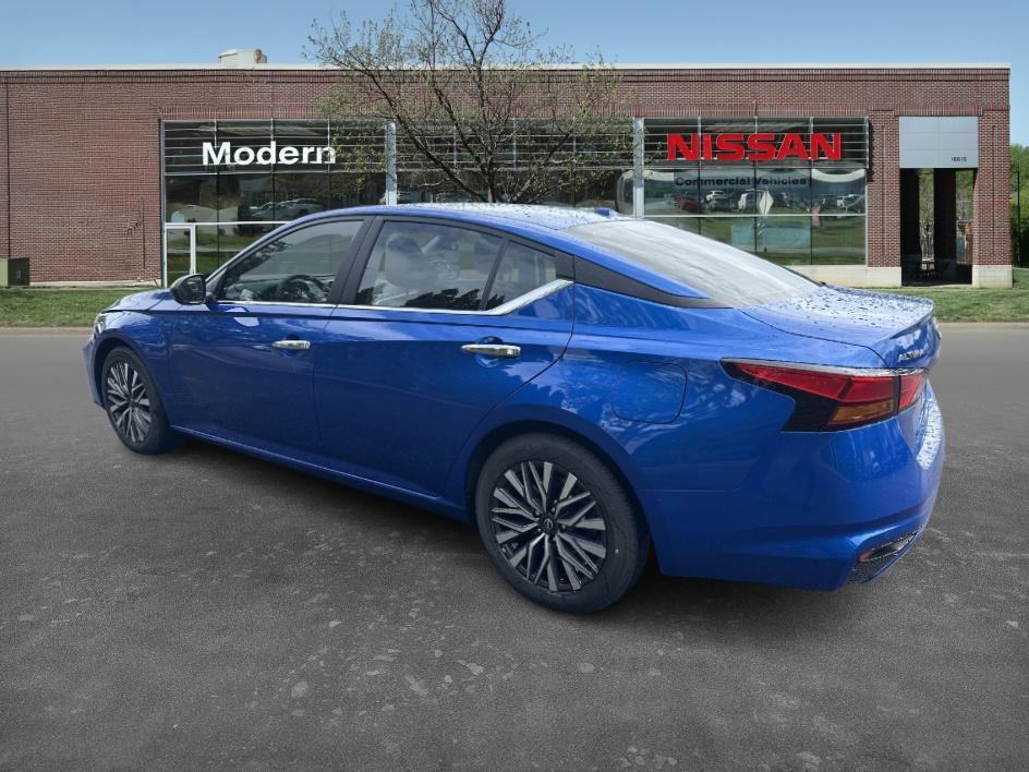 new 2025 Nissan Altima car, priced at $28,200