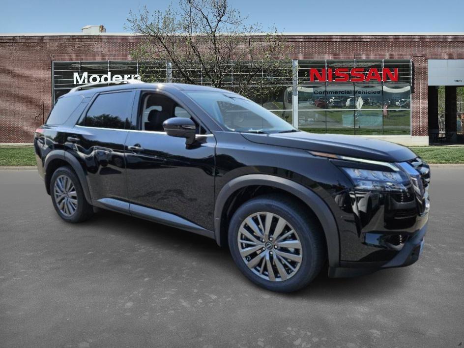 new 2025 Nissan Pathfinder car, priced at $43,656