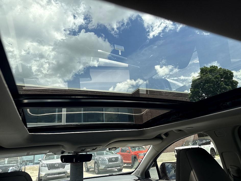 new 2025 Nissan Murano car, priced at $49,639