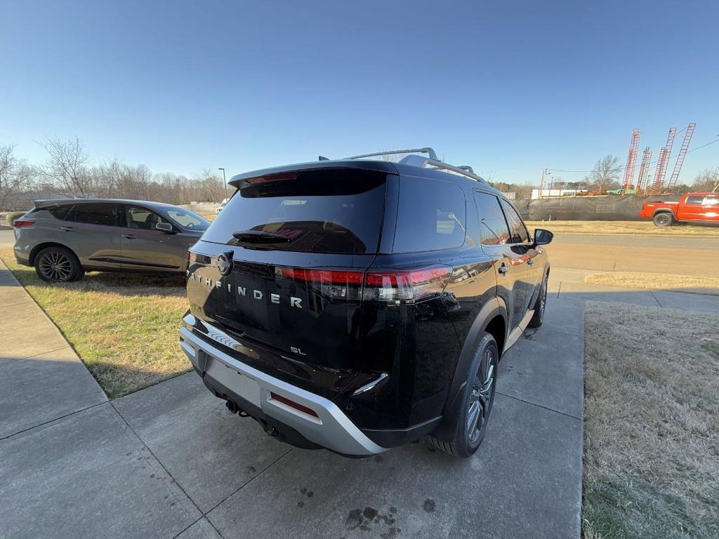 new 2025 Nissan Pathfinder car, priced at $44,940