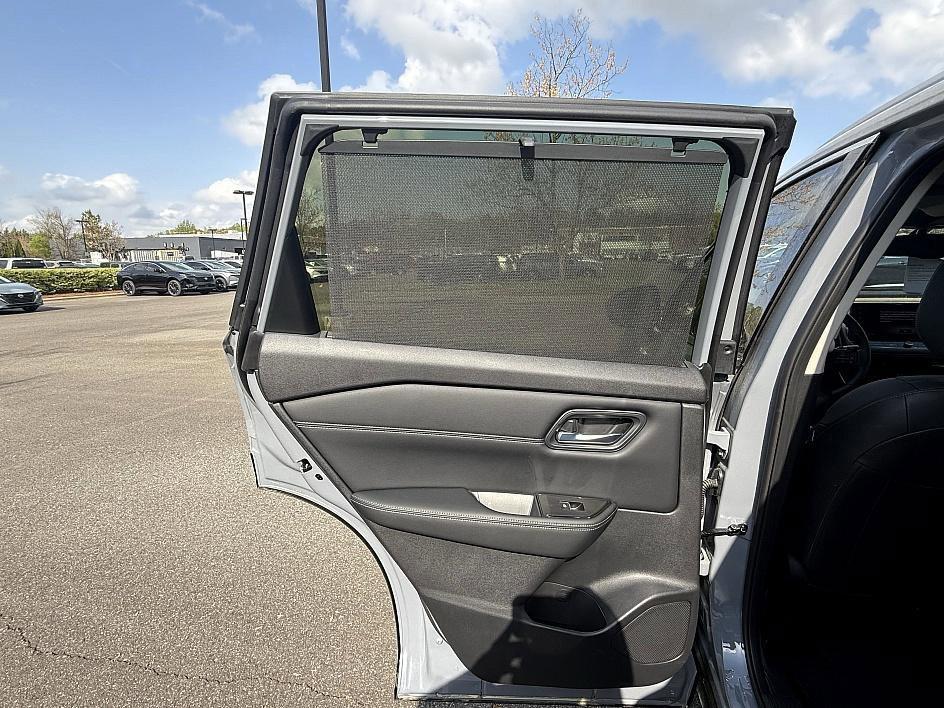 new 2025 Nissan Rogue car, priced at $37,465