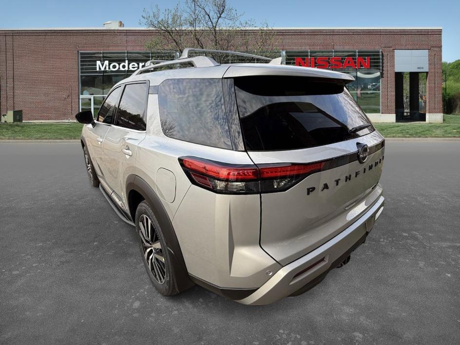 new 2025 Nissan Pathfinder car, priced at $49,735