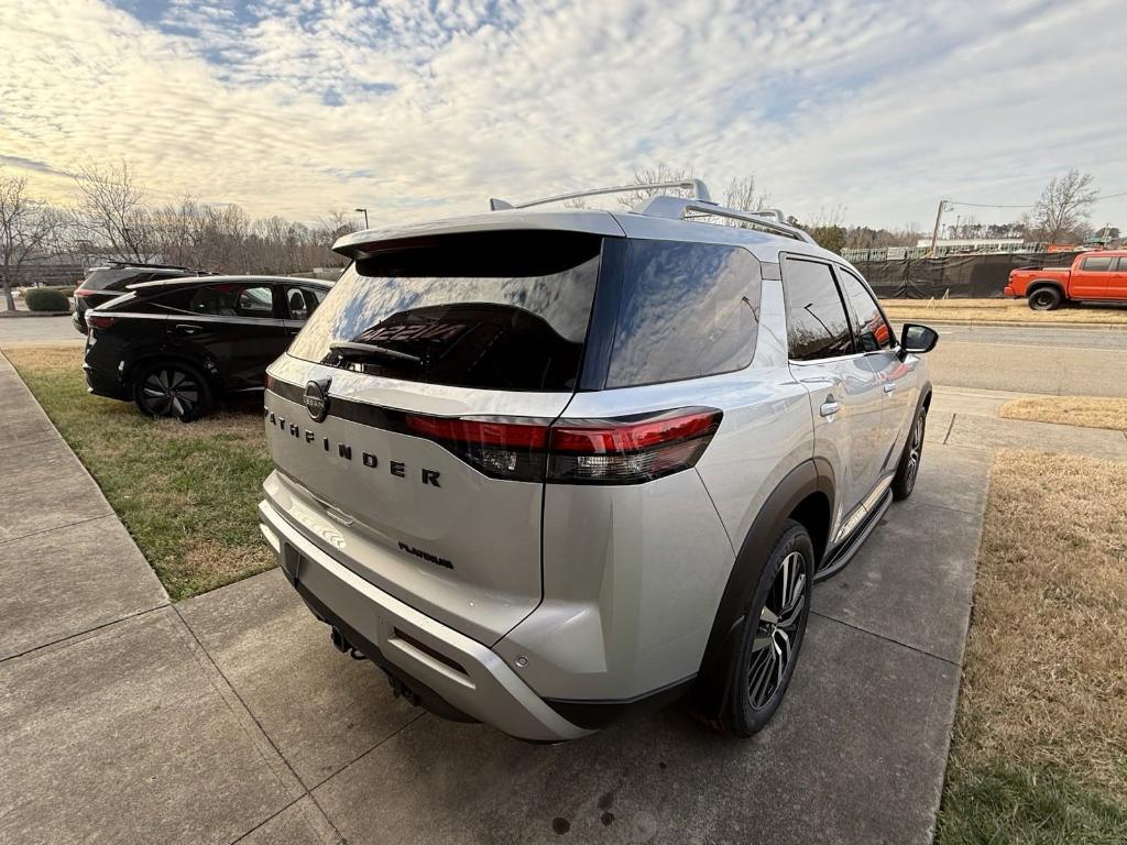 new 2025 Nissan Pathfinder car, priced at $50,985