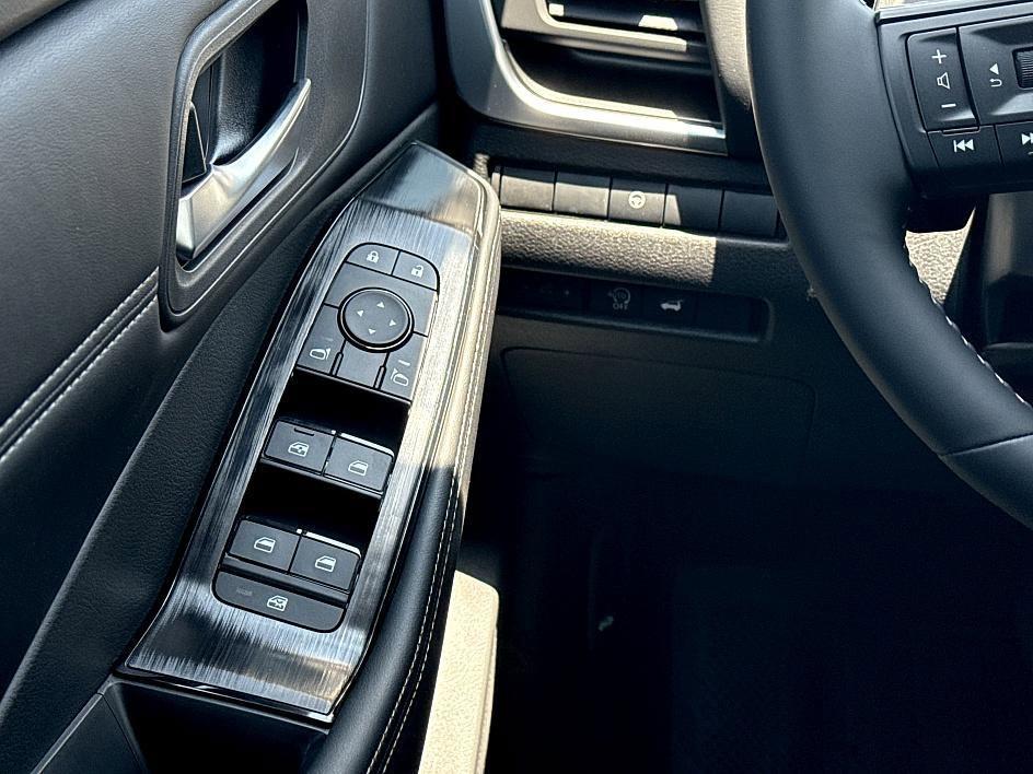 new 2025 Nissan Rogue car, priced at $30,532