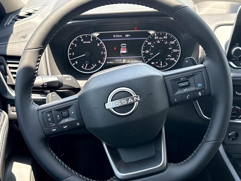 new 2025 Nissan Rogue car, priced at $30,532