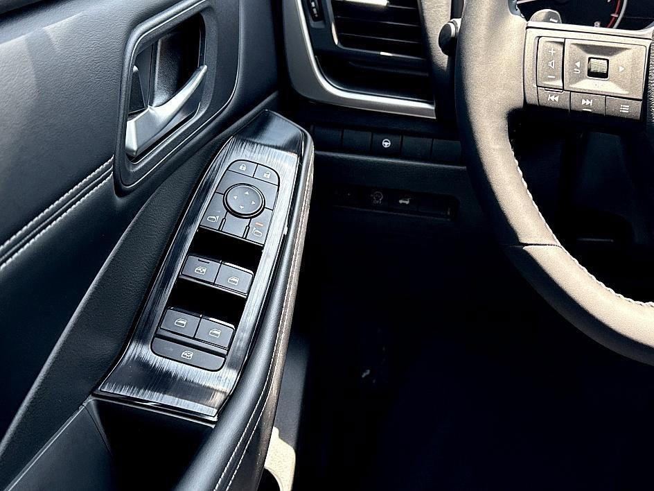 new 2025 Nissan Rogue car, priced at $30,532
