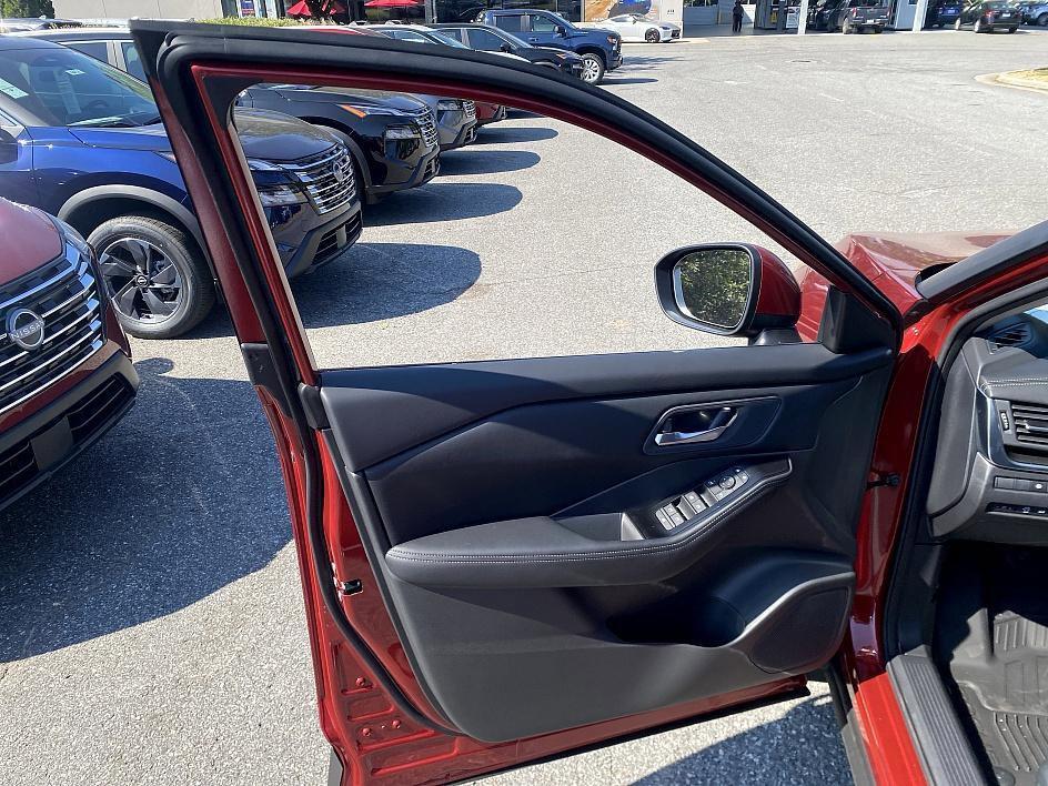 new 2026 Nissan Rogue car, priced at $28,714
