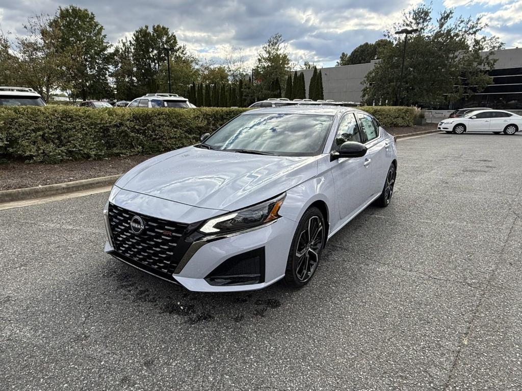 new 2025 Nissan Altima car, priced at $32,390